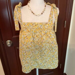 & merci Floral Top. Sz. Large